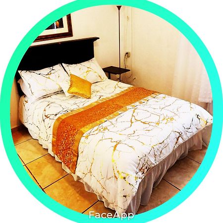Great Savannah Guesthouse Sabana Grande ภายนอก รูปภาพ