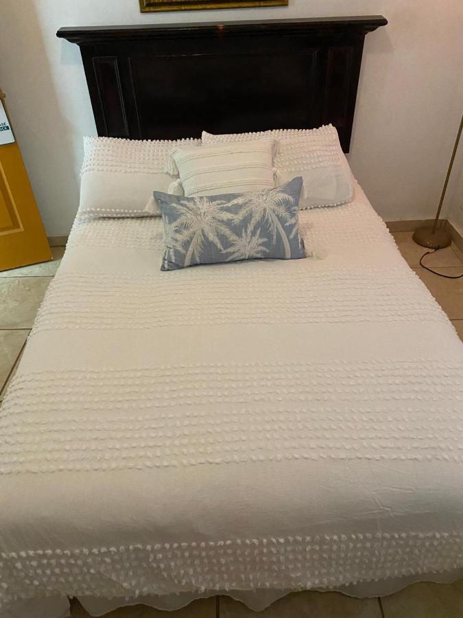 Great Savannah Guesthouse Sabana Grande ภายนอก รูปภาพ